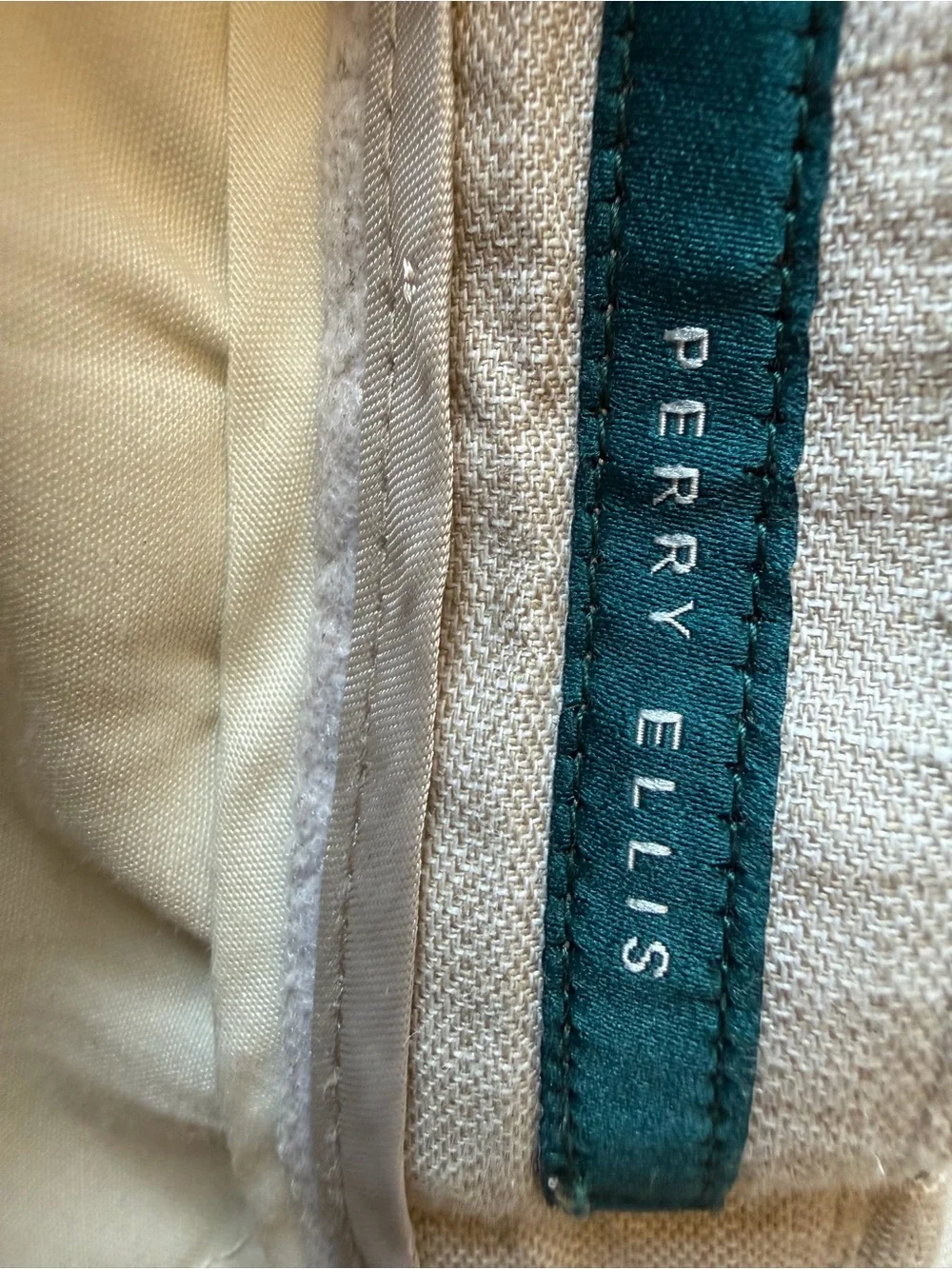 Perry Ellis Men's Light Beige Chinos